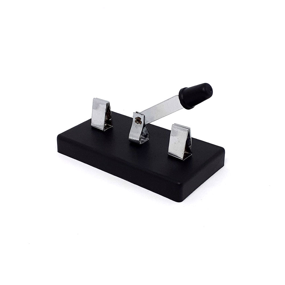 Knife Switch Single Pole, Double Throw