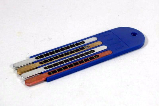 Conductivity Bars with Liquid Crystal Temperature Strips