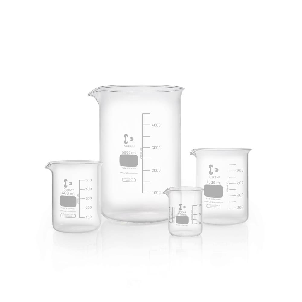 Assorted Schott DURAN low-form borosilicate glass beakers with pouring spouts and graduated scales on a white background